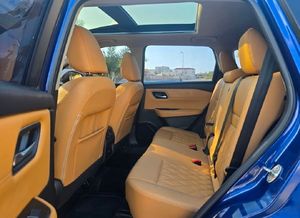 นิสสัน เอ็กซ์เทรล ปี 2023 ใหม่เอี่ยม 231 แรงม้า ขับเคลื่อน 4 ล้อ เครื่องยนต์ 4 สูบ 1.5 ลิตร น้ำมันเบนซิน พวงมาลัยซ้าย เกียร์อัตโนมัติ - Product Image 3