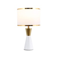 Lampe de table à abat-jour en aluminium style farmhouse, couleur or, alimentation CA, taille moyenne, éclairage LED, idéale pour hôtels - Vente chaude