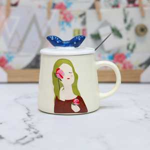 Taza de Cerámica con Diseño de Niña de Dibujos Animados, Capacidad de 360 ml, Apta para Lavavajillas y Microondas, con Tapa y Cuchara, para Regalos Empresariales o Uso Personal - Product Image 3