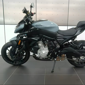 Ventes automobiles pour la moto 2026CF-M0T0 675NK disponible à la vente et prête à l'exportation - Product Image 1