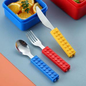 Творческая детская посуда <span class=keywords><strong>Lego</strong></span> детская посуда из нержавеющей стали силиконовый набор столовых приборов ложка и вилка для кемпинга - Product Image 4