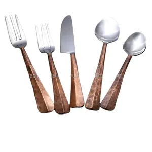 Collection exclusive d'articles de table, élégant ensemble de cuillère, fourchette et couteau en acier inoxydable, idéal pour la maison, les restaurants et les banquets - Product Image 1