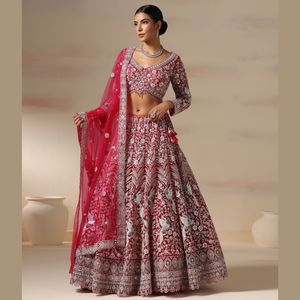 ผ้าตาข่ายนิ่มสีม่วงแดงเข้มจากนักออกแบบที่หรูหราพร้อมรายละเอียดการทอผ้า zari และงานฝีมือสำหรับเจ้าสาวและปาร์ตี้สำหรับอินเดียขายส่ง - Product Image 2