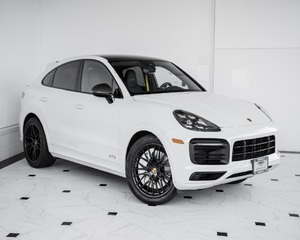 รถคุณภาพดีมือสอง ปี 2021 Cayenne GTS Coupe Twin-Turbo V8 AWD - Product Image 4