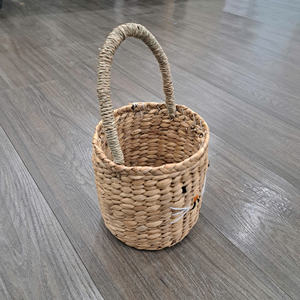 Panier en jacinthe d'eau en forme de lapin mignon avec poignée pour le rangement des fruits des enfants et l'organisation de la maison - Product Image 3