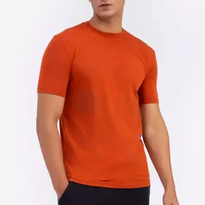 Schnellt rockn endes und atmungsaktives Material Made Men T-Shirt/Casual Wear Plain Slim Fitted T-Shirts im Großhandels preis