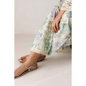 Embroidered Lawn <b>Suit</b> UF-4417 for Spring/Summer - Product Image 5
