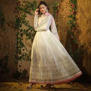 ชุดราตรียาวขอบสีขาวสำหรับสตรีชาวอินเดียเสื้อผ้าแนวชนเผ่าดีไซน์ล่าสุด - Product Image 2