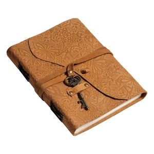 Diario de cuero tostado en relieve de mariposa con 200 páginas blancas hecho a mano a pedido hilo costura encuadernación en espiral envío 6 horas - Product Image 2