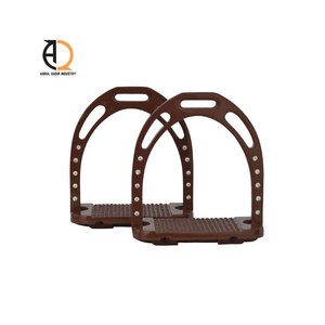 Estribos de Equitación Ligeros y Personalizables de Alta Calidad - Product Image 3