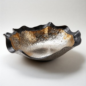 Juego de cuencos de comedor CharmGlow Regal Elan Imperial Goldleaf grabado cuenco artesanal para comedor de lujo presentación culinaria opulenta - Product Image 6