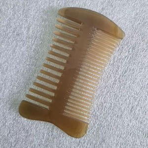 Peigne en bois de meilleure qualité pour les cheveux Peigne en corne Cheveux en bois naturel pour les cheveux avec la meilleure qualité à un prix abordable - Product Image 1
