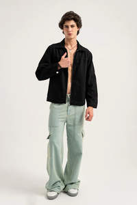 Chaqueta Vaquera Casual de Invierno y Otoño para Hombre 2025, Fabricante de Fábrica, Chaqueta Vaquera Impermeable con Cuello de Piel y Algodón - Product Image 5