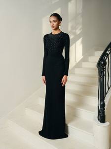 เสื้อคอกลมผ้าขนแกะสไตล์หรูหราสำหรับผู้หญิงผ้าแจ็คการ์ดลายลูกไม้สีขาวเป็นมิตรต่อสิ่งแวดล้อมสำหรับฤดูหนาวของผู้หญิง - Product Image 3