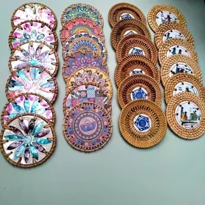 VENTA CALIENTE Bandeja de ratán redonda tejida con Incrustaciones de nácar y asas - Product Image 6