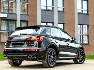 2025 Q5 L 45 TFSI II (FY) รุ่นปรับโฉม ไมล์น้อย เครื่องยนต์สมบูรณ์ ระบบเกียร์อัตโนมัติ หลังคาพาโนรามา ไฟหน้า LED - Product Image 6