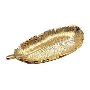 Marufung Assiette décorative en forme de plume en métal argenté/doré 5.9cm X12.7cm X1.7cm - Product Image 3