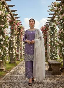 Vente en gros de costumes plazzo en soie pour femmes, faits à la main, avec broderies et travaux de broderie, pour les fêtes et les rassemblements familiaux - Product Image 5