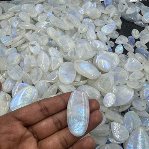 100% tự nhiên màu xanh hào nhoáng cầu vồng Moonstone Chất lượng cao đá quý Cabochon mịn mix Shape <span class=keywords><strong>Loose</strong></span> đá quý giá bán buôn - Product Image 4