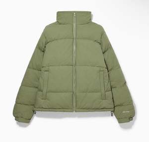 Chaqueta acolchada brillante para hombre, cortavientos de invierno con relleno de burbujas con capucha negra gruesa, servicio OEM, novedad de 2025 - Product Image 2