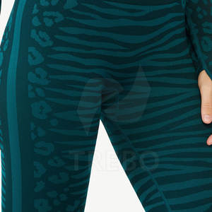 Leggings de yoga sans couture à séchage rapide pour femmes nouveau style vêtements d'exercice en gros avec pantalon à motif solide à taille élastique - Product Image 5