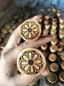 INNOFURN Cajas y Letreros de Madera Pulida Hechos a Mano con Temática Budista Elegante para Decoración del Hogar - Product Image 3