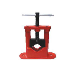 Industrial Grade Adjustable Heavy Duty Pillar Type Pipe Vice At Wholesale Price - Product Image 1