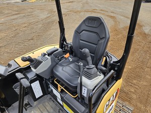 Nouvelles/occasionnes Excavatrices Caterpillar 303CR 2024 d'usine, vente en gros, mini-excavatrice de 3,3 tonnes avec accessoire tarière et brise-roche, livraison rapide - Product Image 6
