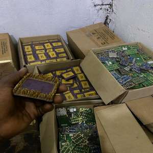 เศษซากคอมพิวเตอร์ 8 GB และเศษซากแรมคอมพิวเตอร์/แผงวงจรโทรศัพท์มือถือและแรมสำหรับขายในจีน - Product Image 2