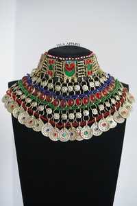 Ensemble de bijoux faits main Kuchi tribal de style afghan pour femmes, vêtements de mariage, collier ras du cou afghan antique avec boucles d'oreilles et ensemble Tikka - Product Image 3