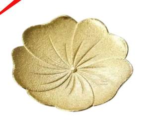 Plato de diseñador de concha con acabado dorado de diseño de tendencia 2025 para servir comida - Product Image 4