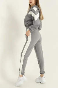 Survêtement décontracté pour femme en coton 100% écologique et respirant, idéal pour les sports de plein air et les voyages - Product Image 4