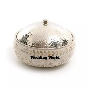 Olla de Acero Inoxidable Martillado con Acabado Dorado, Cacerola de Diseño Redonda, Calentador de Alimentos Metálico de Lujo - Product Image 4