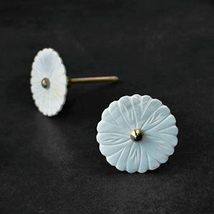 Boutons en marbre les plus vendus avec boutons en bois de résine osseuse Taille de forme de couleur personnalisée Fabriqué en Inde Article - Product Image 4