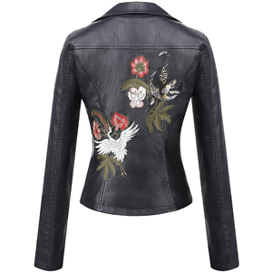 Chaqueta de cuero motorista bordada para mujer-Diseño corto de cuerpo corto informal. Colección de chaqueta de cuero de moda para mujer - Product Image 2