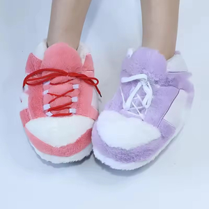 Ropa Deportiva Cálida y Afelpada con Estampado Invernal para el Hogar y Uso Interior Pantuflas de Algodón con Peluche Grande Estilo Coco para el Hogar - Product Image 6