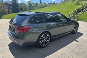 BMW 330i xDrive Sports Wagon Turbo 4 cylindres AWD 2017, bon état, très bien équipé, non modifié - Product Image 4
