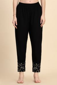 Trendmalls Ensemble de costume Salwar brodé en velours ethnique pour femme Pantalon Kurta avec Dupatta pour mariage toutes les saisons (G183-Morpeach) - Product Image 6