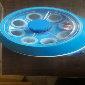 Mini centrifugeuse de laboratoire MAYALAB, dessus bleu, base blanche, avec bouton de commande, 3000 tr/min, 1880xg - Product Image 2