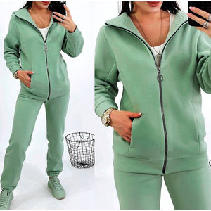 Ensemble deux pièces survêtement pour femmes veste à fermeture éclair haut et pantalon à jambes larges jogging assis - Product Image 4