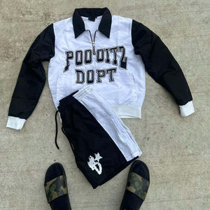 Conjunto Deportivo Personalizado, Chaqueta Cortavientos y Pantalones Cortos Ligeros, Ropa Deportiva Urbana para Hombre, Conjuntos de Pantalones Cortos Cortavientos de Nailon - Product Image 4