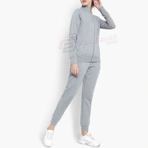 Conjunto Deportivo de Invierno para Mujer con Chaqueta de Corte Regular y Pantalones a Juego para un Estilo Urbano Ligero - Product Image 2