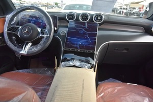 NUEVO Mercedes-Benz GLC Coupé GLC300 SUV 2026, 299Hp, 1999cc, 5 Plazas, 4 Cilindros, Gasolina, Transmisión Automática, Volante a la Izquierda - Product Image 2