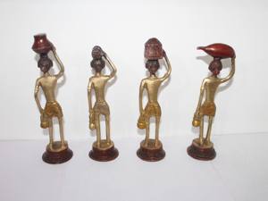 Estatua de Latón Hecha a Mano de un Grupo de Campesinas de Nirmala, Hecha en Jaipur - Decoración de Mesa y Regalo para Mujeres en el Día de la Madre y Diwali - Product Image 6