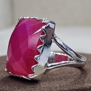 Anillo de Plata de Ley 925 Trendy Eternity Vermeil, piedra preciosa de diseñador hecha a mano de excelente calidad con diamante de Calcedonia fucsia - Product Image 5