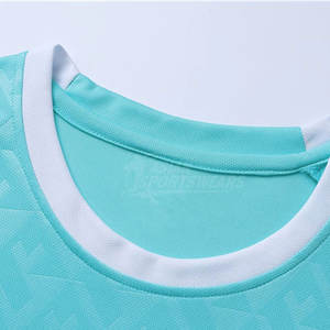 Uniforme de Fútbol de Color Sólido de Alta Calidad, 100% Poliéster, Uniforme Deportivo para Venta en Línea - Product Image 2