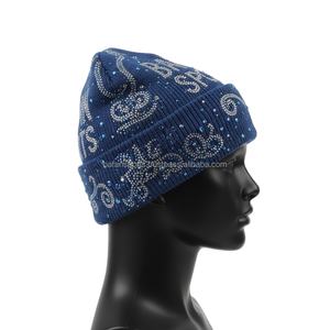 Gorro de Invierno para Mujer, Tejido Acrílico, Elástico, Color Azul, con Pedrería, Logotipo Personalizado, Estilo Brillante, Jacquard - Product Image 3