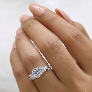 Bague de fiançailles en diamant Moissanite coupe ronde unique, bague de proposition d'inspiration naturelle en or massif cadeau pour elle - Product Image 6