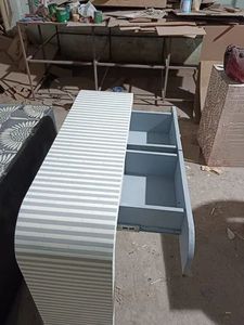 Buffet de salon moderne en bois de manguier massif avec 4 6 options à 9 tiroirs - Product Image 4