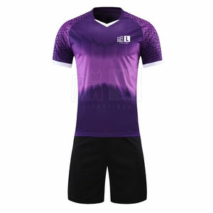 ชุดเสื้อฟุตบอลสำหรับผู้ชายชุดเสื้อฟุตบอลแบบระเหิดออกแบบใหม่ - Product Image 1